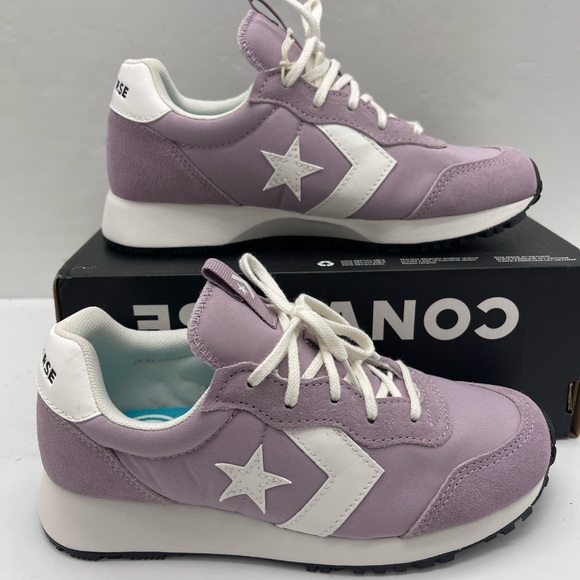 Converse Shoes - Converse Star Chevron WMNS OMEGA TRAINER OX ALTITUDE LILAC/VINTAGE Sneakers
